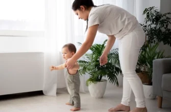 Коли немовля починає бачити світ: етапи розвитку зору після народження