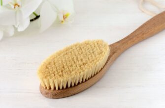 Масаж сухою щіткою: користь і ефекти до та після процедури