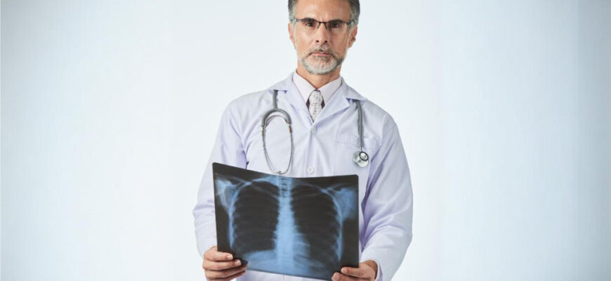 Мокрий кашель після їжі: причини, симптоми та способи лікування