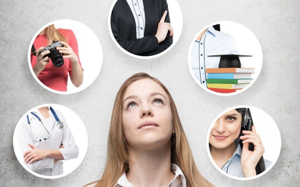 💇‍♀️ Професія “Перукар (перукар-модельєр). Візажист” 💄 ✍️ На ...