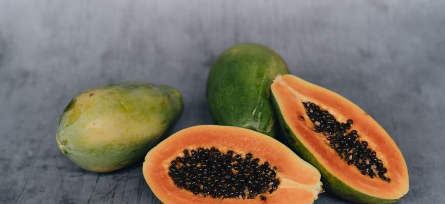 Папайя: корисні властивості та переваги тропічного фрукта для здоров’я