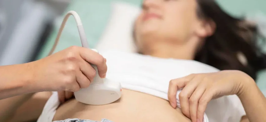 Причини та лікування ріжучого болю в животі: поради лікарів