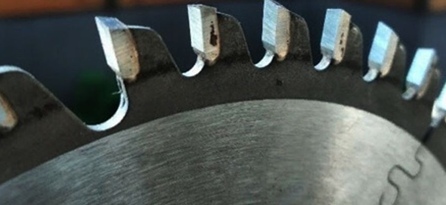 Рекомендації щодо вибору двигуна для вашої циркулярної пилки