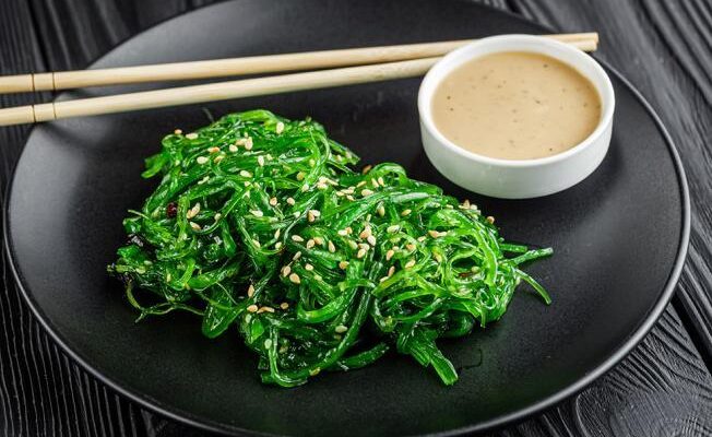 Салат чука: з чим поєднувати для максимального смаку та користі