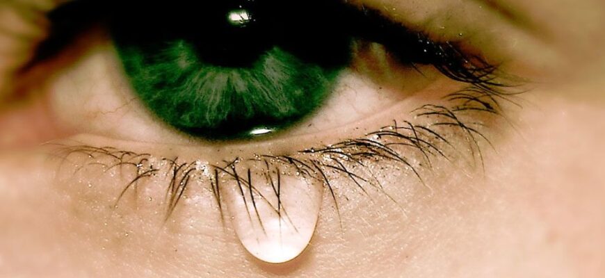 Що означає, коли сняться прищі на обличчі: тлумачення сновидінь