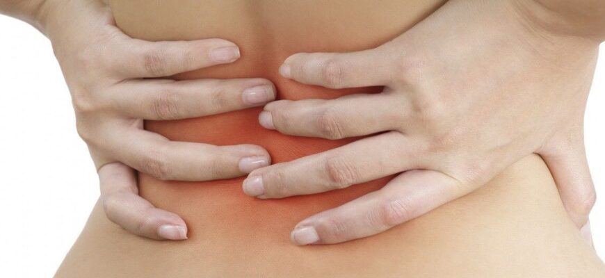 Стаття про причини та засоби лікування болю в грудях і спині