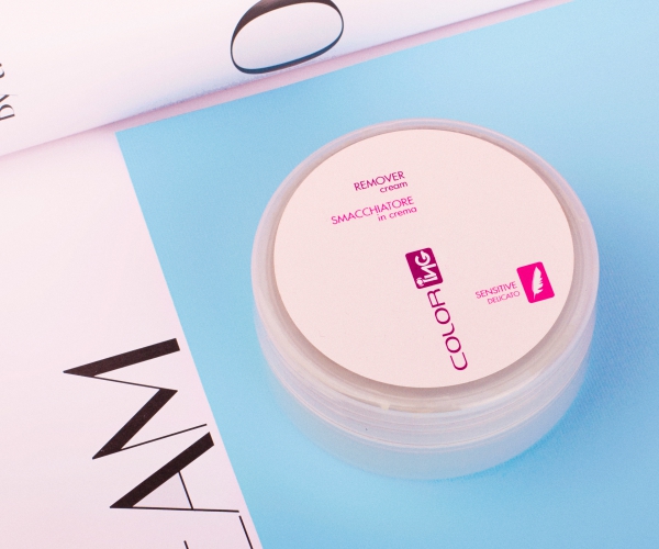 Експертна думка Eshoping - Чим змити фарбу для волосся зі шкіри