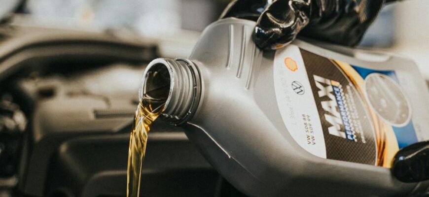 Як ефективно відмити машинне масло: дієві засоби та поради