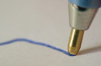 Як ефективно видалити плями від гелевої ручки з вашого одягу?