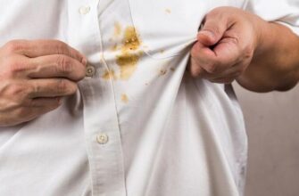 Як ефективно вивести жирну пляму з одягу: прості способи та поради