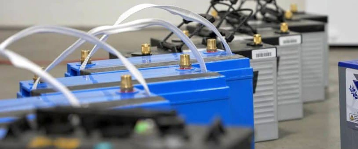 Як заряджати гелевий акумулятор — напруга, струм і час зарядки