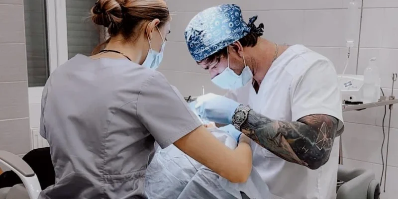 Як ефективно зняти зубний біль: кращі методи та поради