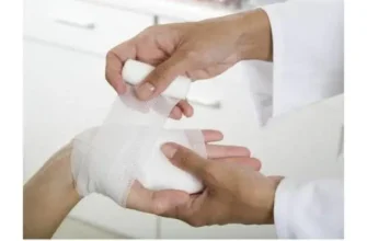 Як обробити шкіру після опіку кислотами: ефективні засоби та поради