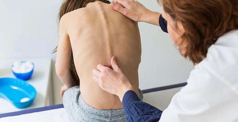 Як швидко позбутися головного болю при остеохондрозі: дієві методи