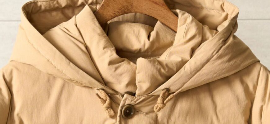 Яким засобом ефективно вивести мазуту з куртки без сліду?