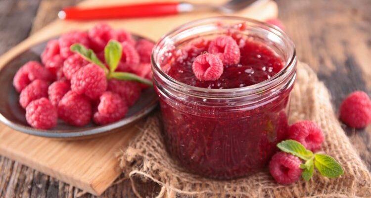 Значення сну: до чого сниться малина та її символіка у вашому житті