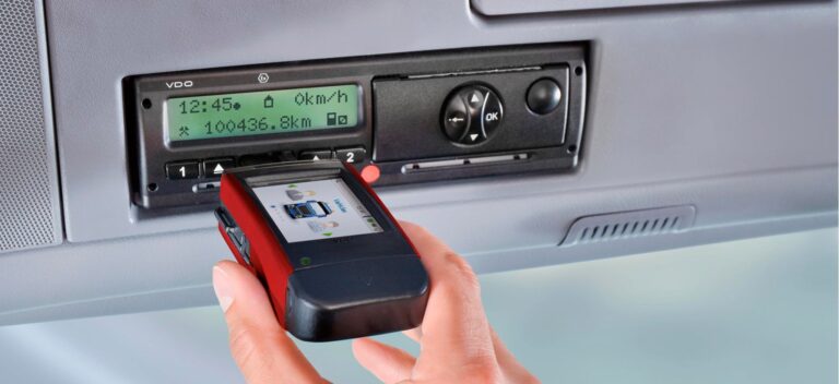 Чи є вимога мати тахограф при здійсненні внутрішніх перевезень?