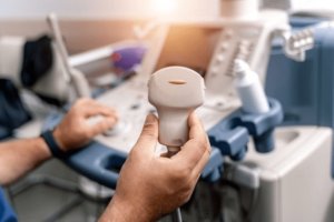 Чи можна їсти перед комп’ютерною томографією: рекомендації та поради