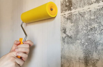 Чи можна клеїти шпалери на глиняні стіни: важливі поради та рекомендації