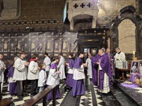 Чи можна приступати до причастя під час місячних: роз’яснення церкви