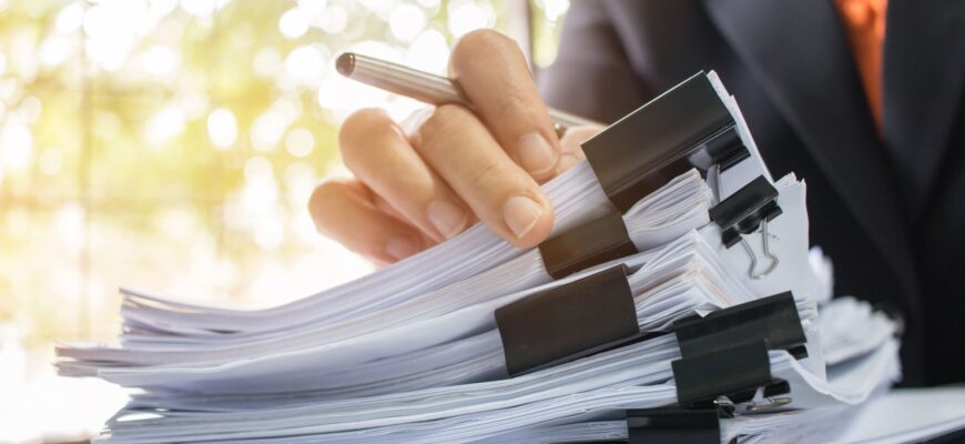 Чи потрібен дозвіл на встановлення сонячних батарей в Україні?