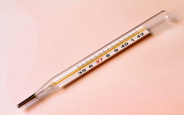 Чи шкідлива ртуть з розбитого градусника: вплив на здоров’я та поради