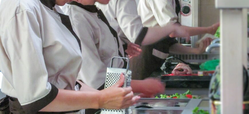 Де навчатися на кухаря після 11 класу: популярні навчальні заклади