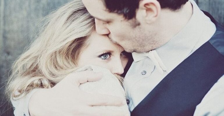 До чого сняться обійми з незнайомцем: значення сну та тлумачення