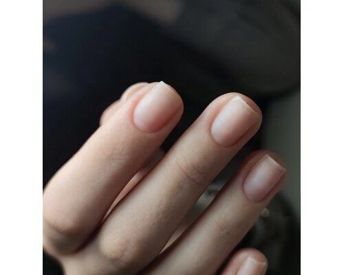 До чого сниться догляд за нігтями: тлумачення снів про нігті на руках