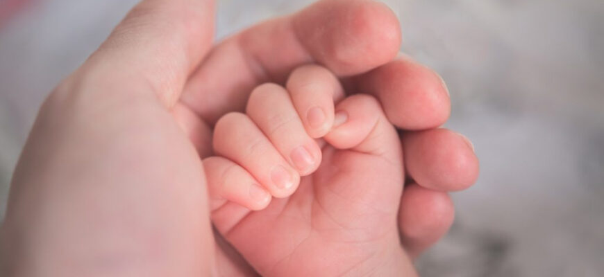 До чого сниться народжувати дитину: розкриття значення сну у деталях