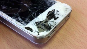 До чого сниться розбитий телефон: значення сну та його символіка