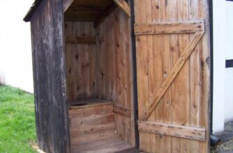 До чого сниться сільський туалет: тлумачення сновидіння і значення сну