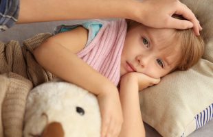 Другі місячні після пологів: коли очікувати та які особливості?