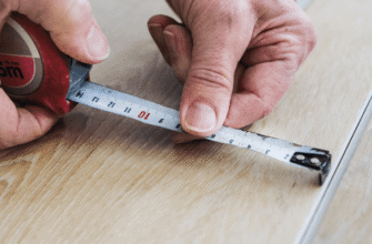 Ламінат чи лінолеум: що обрати для вашої підлоги? Порівняння та поради