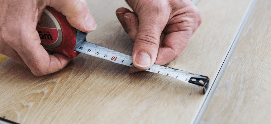 Ламінат чи лінолеум: що обрати для вашої підлоги? Порівняння та поради