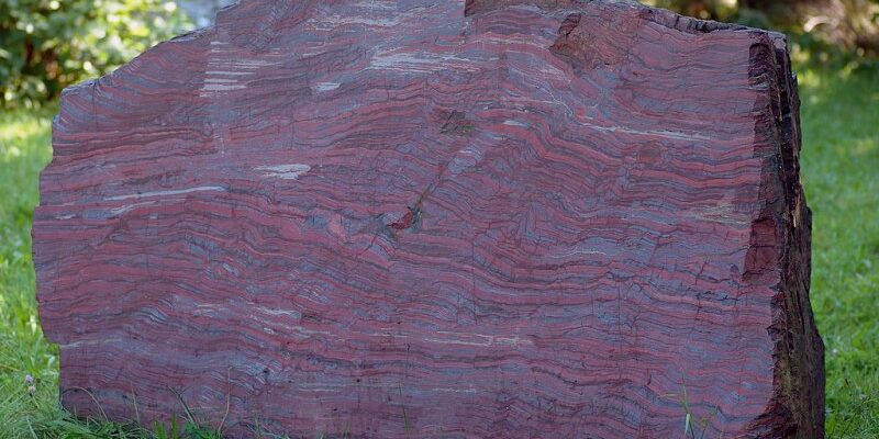 Найбільш видобуваний і популярний метал у світі: залізо на першому місці