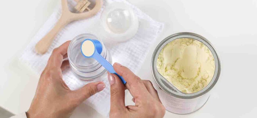 Оптимальна вага для дитини у 1 місяць: скільки має важити малюк?