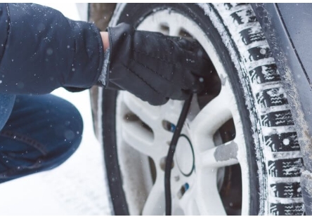 Оптимальний тиск в шинах автомобіля: що потрібно знати для безпеки Оптимальний тиск в шинах автомобіля: що потрібно знати для безпеки
