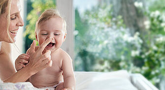 Що повинен вміти 11-місячний малюк: навички та розвиток дитини