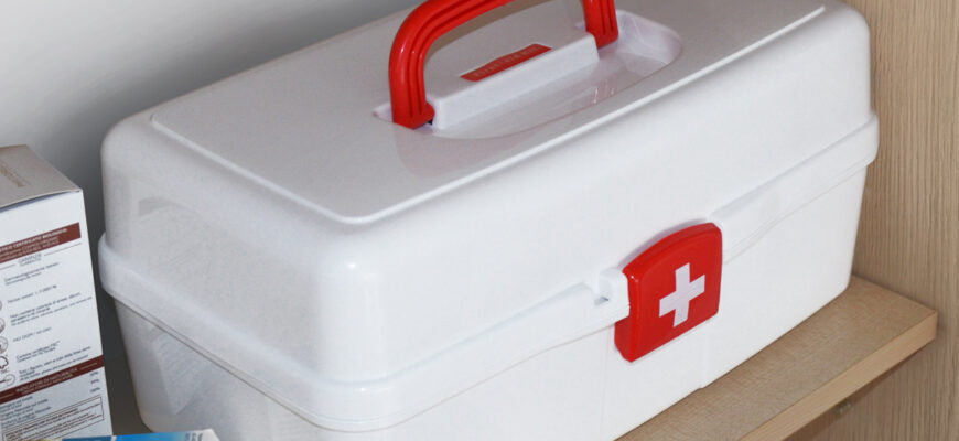 Що повинно бути у вашій домашній аптечці: обов’язкові ліки та засоби