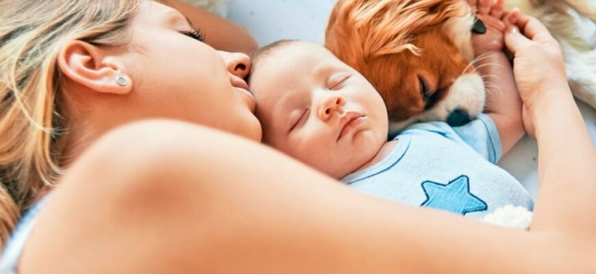 Скільки годин сну потрібно дитині у 2 місяці: рекомендації та поради