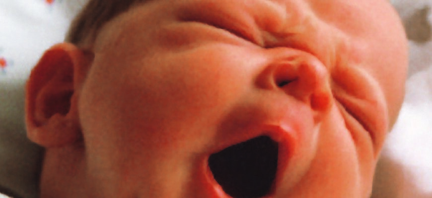 Скільки молока потрібно 2-місячній дитині: рекомендації та поради