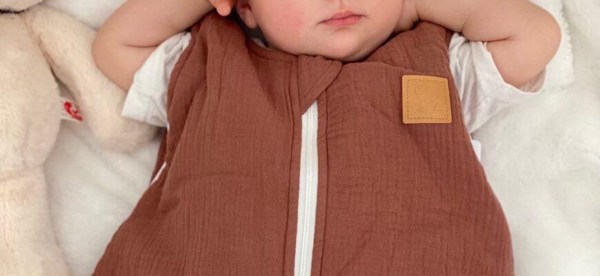 Як має спати немовля: поради для безпечного та спокійного сну