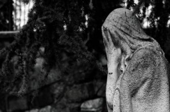 Якщо сниться священик в чорному: значення сну та тлумачення символів