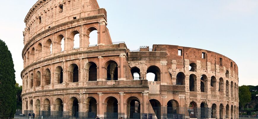 Колізей: Історія та Архітектура Великого Амфітеатру Риму