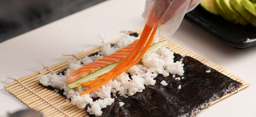 Як приготувати смачні суші вдома: покроковий гід для початківців