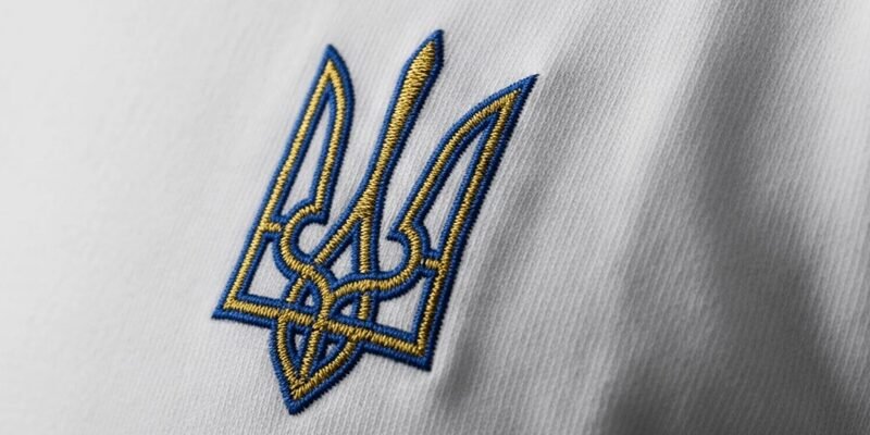 Вишивка на одязі: довговічний спосіб брендування та персоналізації текстилю