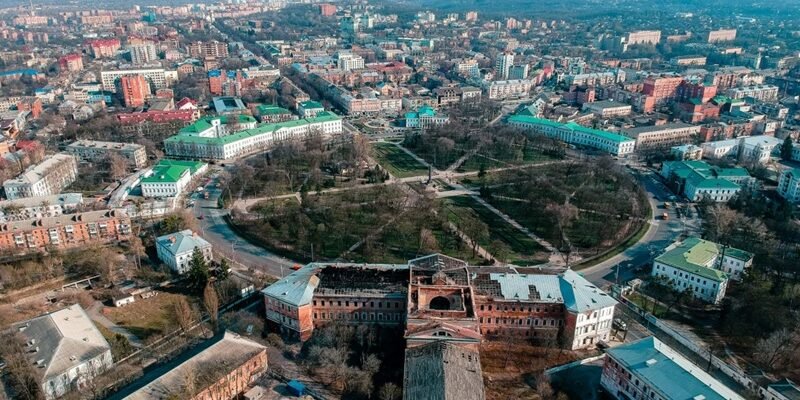 Точки зростання та ланцюги кооперації: повний гайд бізнес-середовищем Полтави